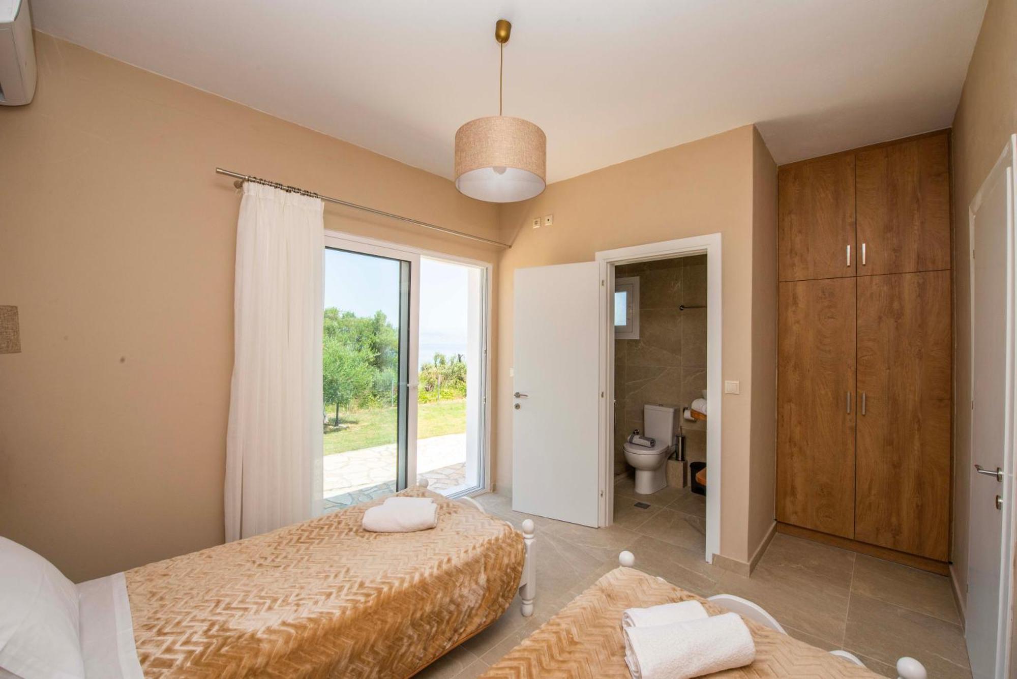 Astrakeri Sea Side Hill Apartment Ngoại thất bức ảnh