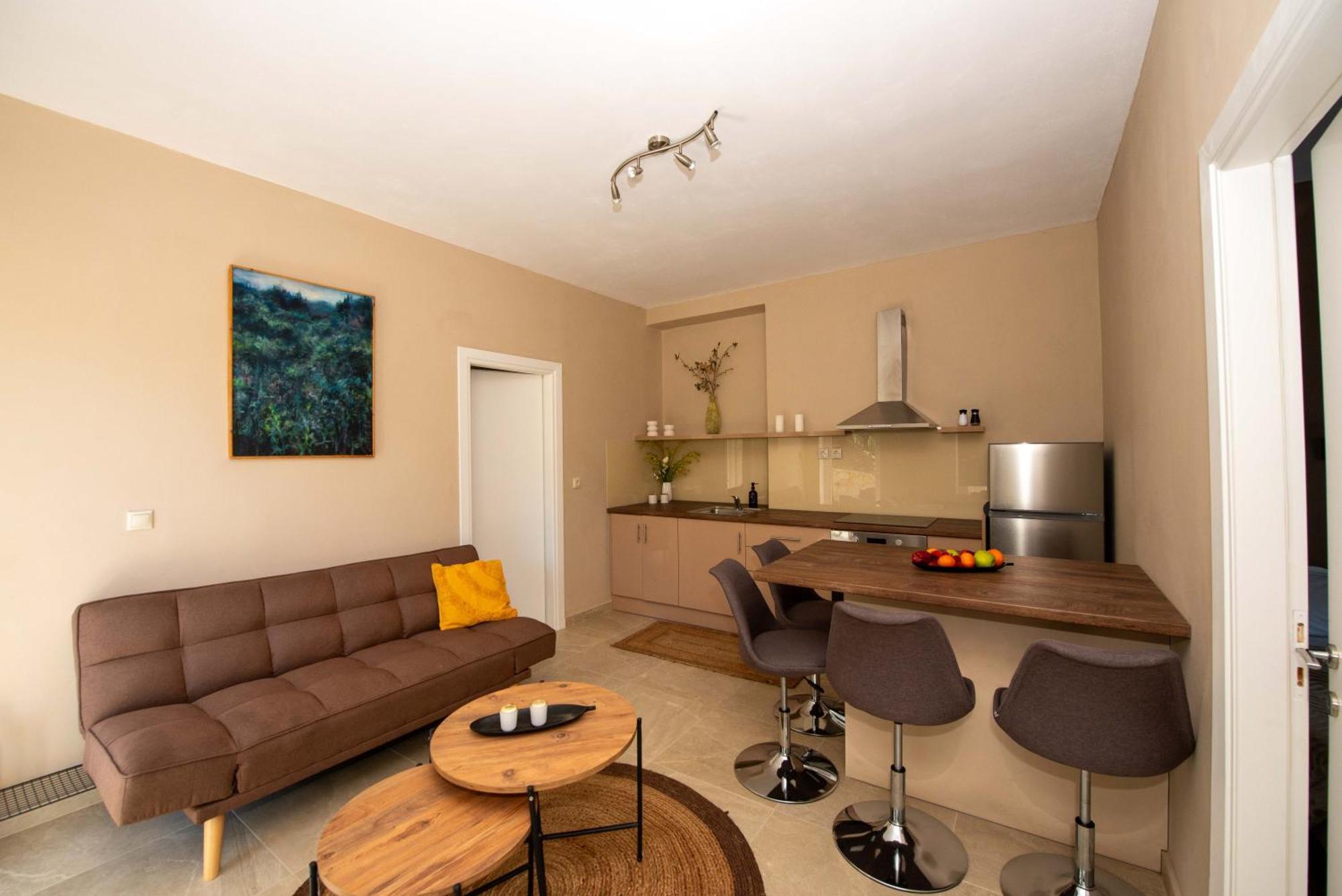 Astrakeri Sea Side Hill Apartment Ngoại thất bức ảnh