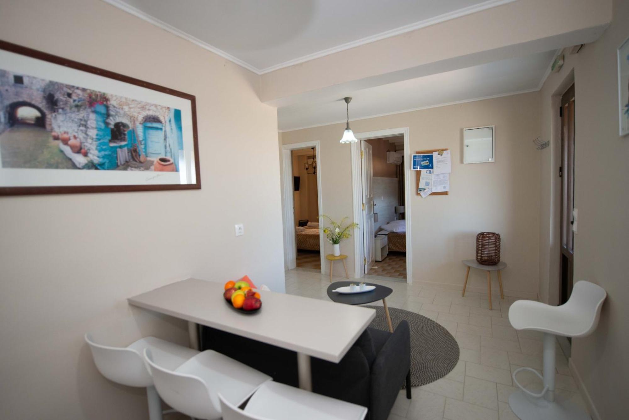 Astrakeri Sea Side Hill Apartment Ngoại thất bức ảnh