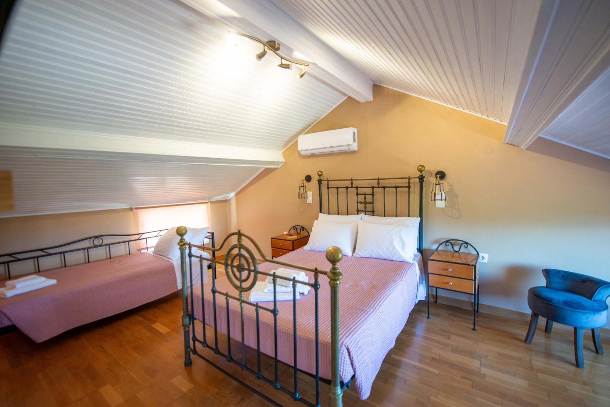 Astrakeri Sea Side Hill Apartment Ngoại thất bức ảnh
