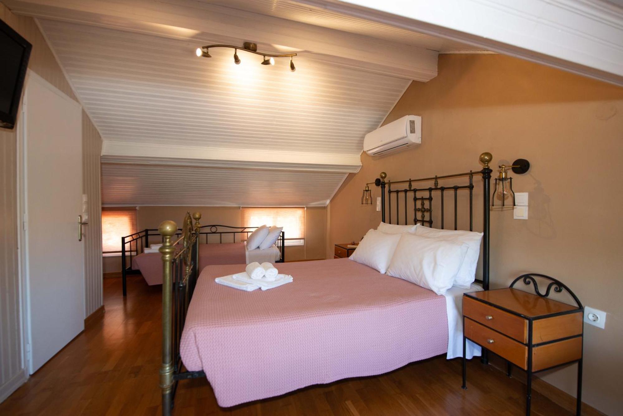 Astrakeri Sea Side Hill Apartment Ngoại thất bức ảnh